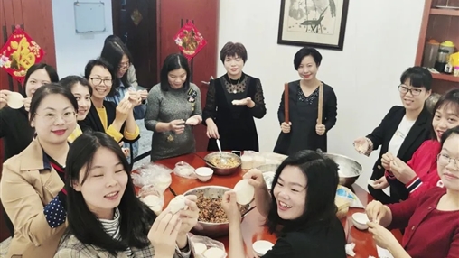共享歡樂 | 百裕集團營銷中心喜樂鬧元宵、暖心慶生日